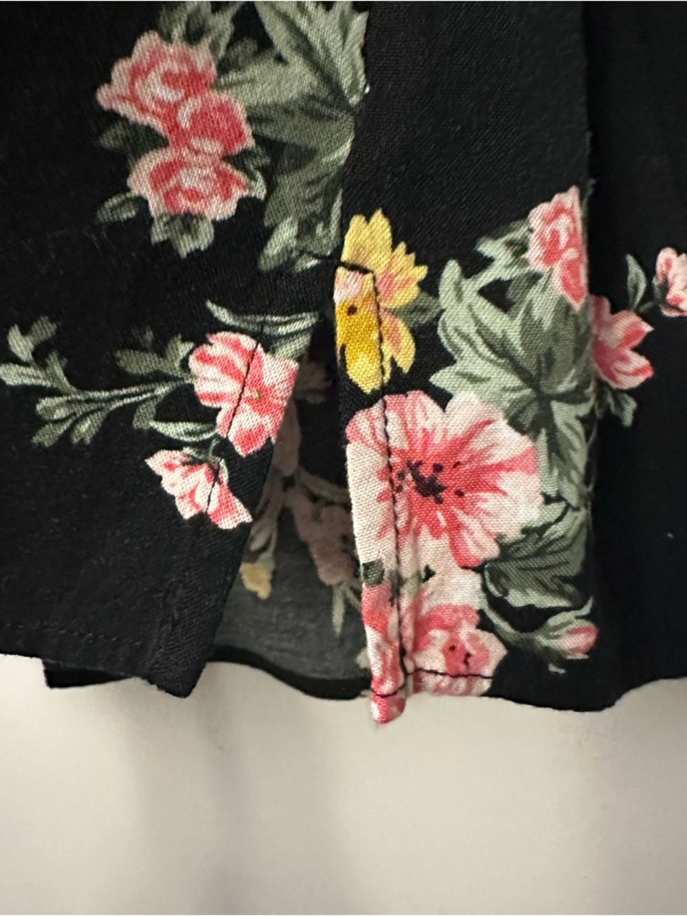 Floral V-Neck Spaghetti Strap Top - Black w/ Pink & Yellow Flowers, M - Picture 6 of 9